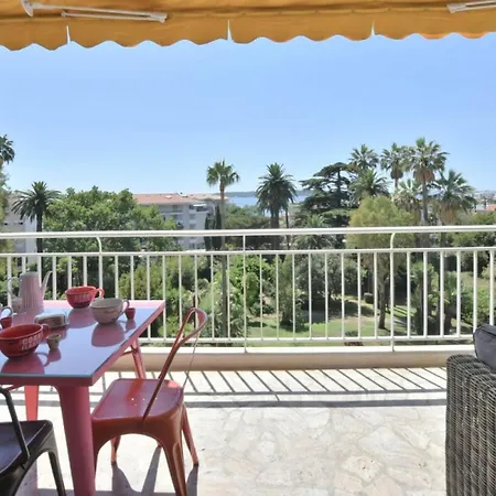 2p Avec Terrasse Et Vue A Deux Pas Des Plages - 2p Avec Terrasse Et Vue A Deux Pas Des Plages Mae-1733 アパート カンヌ